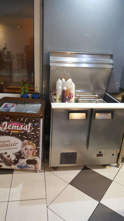 Pizza de Kebab palmiye resto à Pulversheim